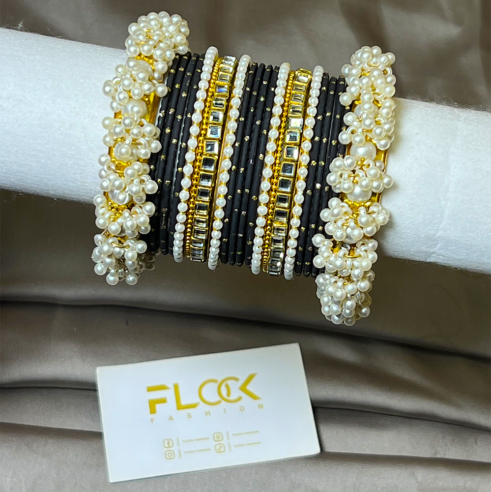 Dotted Double Karra Gajra Bangles Set