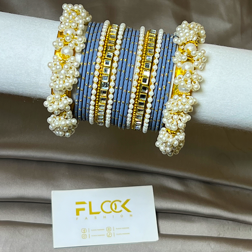 Dotted Double Karra Gajra Bangles Set